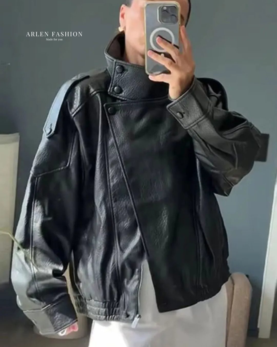 High-neck jacket with zipper (Autumn/Winter 2025)